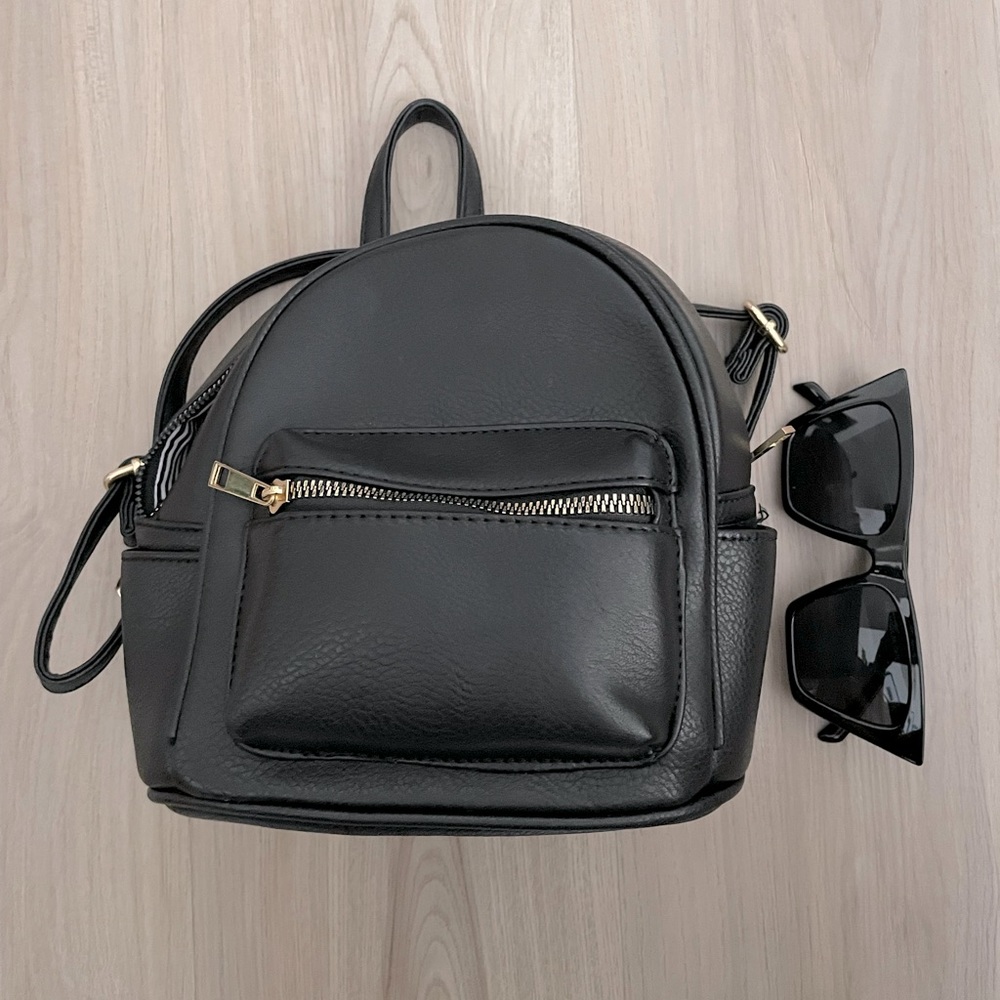 Mini backpack - Picture 2 of 4